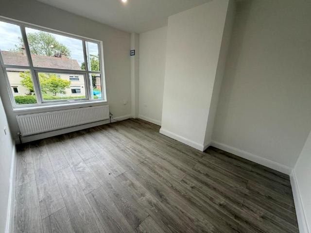 Apartment for rent in Beaconside, Baswich