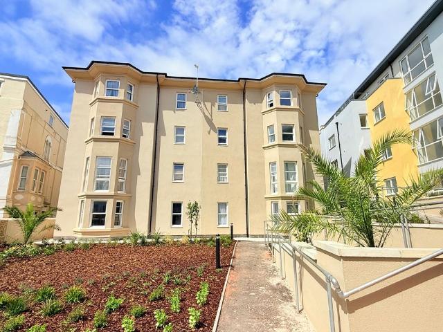 Apartment for rent in Whitecross Village, Weston-super-Mare