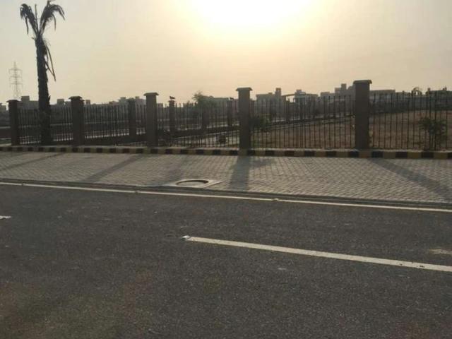 Land for sale in سچل گوٹھ, کراچی ڈویژن
