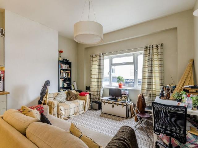 Apartment for rent in Greater London