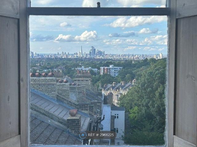Apartment for rent in Greater London