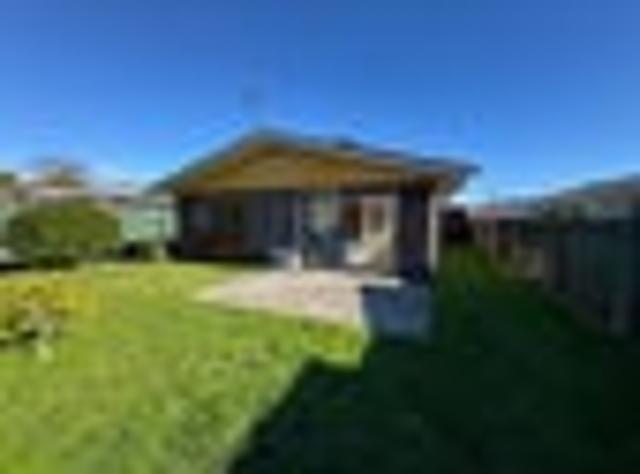 Townhouse for rent in Hillsborough, Taranaki