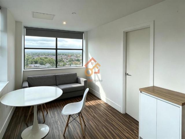 Apartment for rent in Old Trafford, Trafford Park
