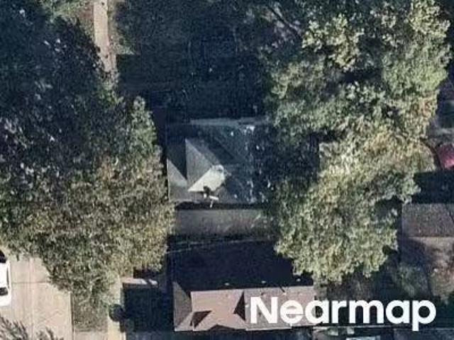 House for sale in Taylor