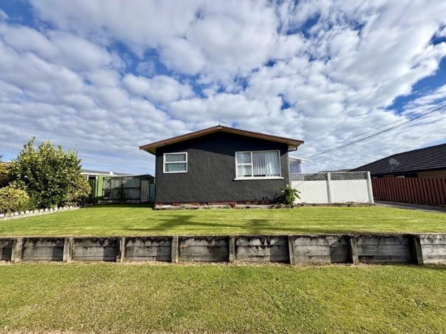 Apartment for rent in Fairdown, West Coast