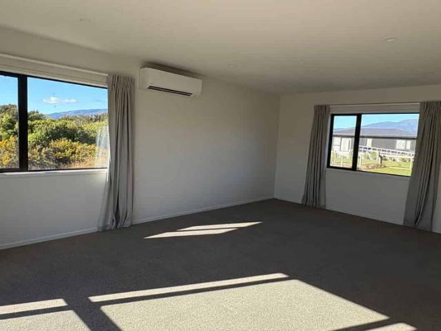House for rent in Fairdown, West Coast