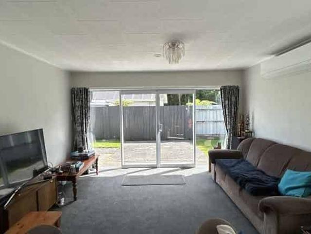 House for rent in Fairdown, West Coast