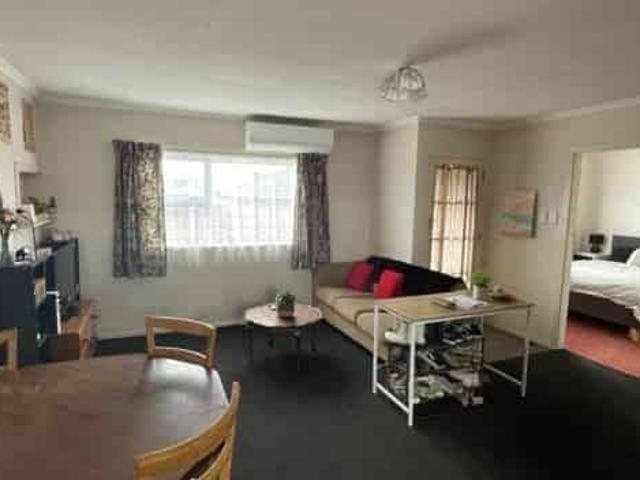 Apartment for rent in Fairdown, West Coast
