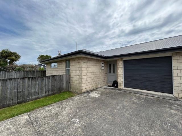 Apartment for rent in Fairdown, West Coast