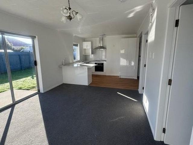 Apartment for rent in Fairdown, West Coast