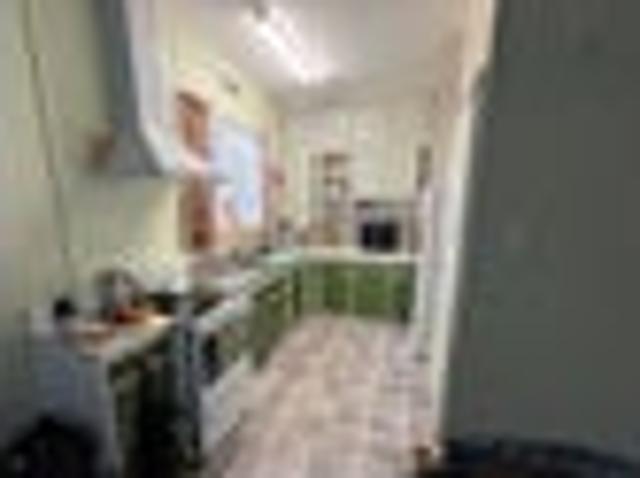 Apartment for rent in Fairdown, West Coast