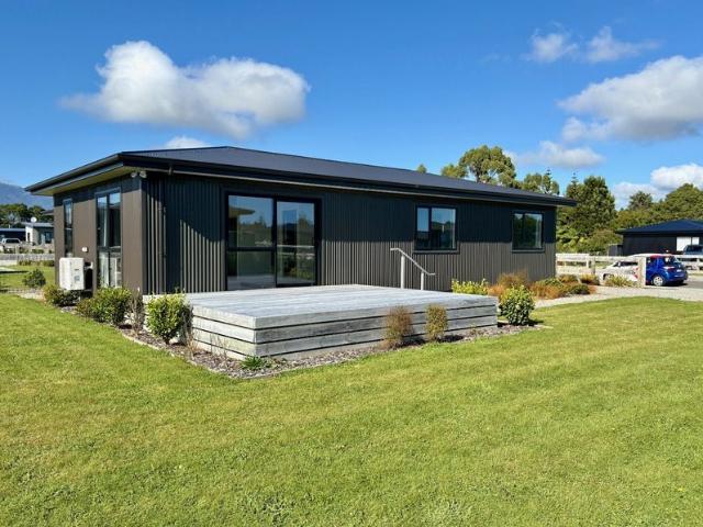 House for rent in Fairdown, West Coast