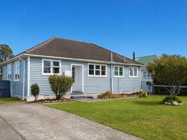 House for rent in Fairdown, West Coast