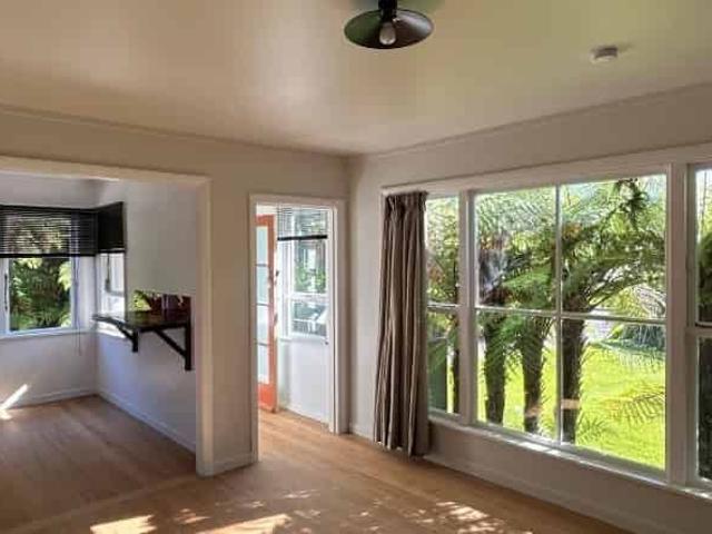 Townhouse for rent in Fairdown, West Coast