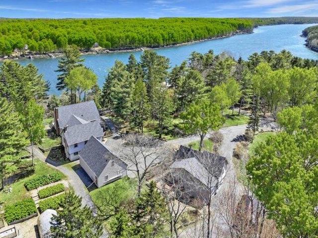 House for sale in Maine
