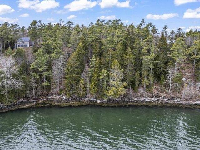 Land for sale in Maine