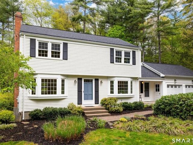 House for sale in Simsbury, Connecticut