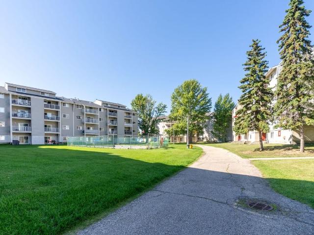 Apartment for rent in Wedgewood, Alberta