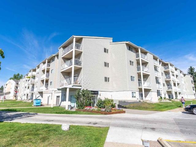Apartment for rent in Wedgewood, Alberta