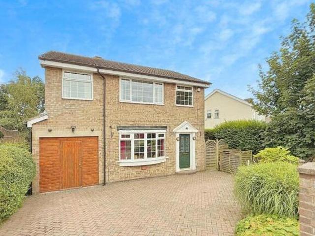 House for sale in Pudsey, West Yorkshire