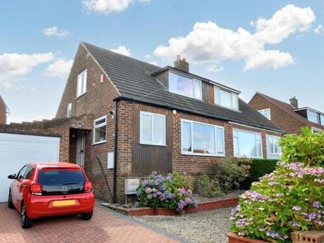 House for sale in Pudsey, West Yorkshire