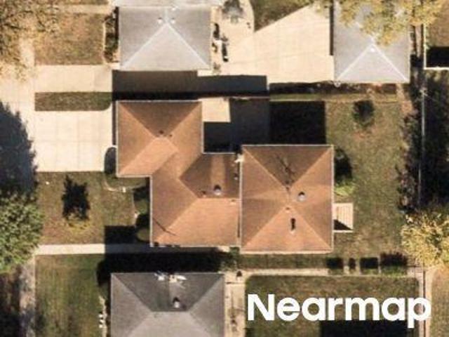 House for sale in Des Plaines