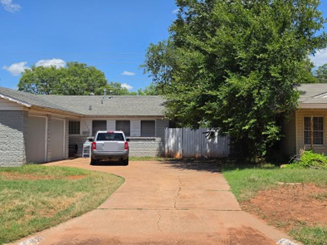 House for sale in Taylor, Texas