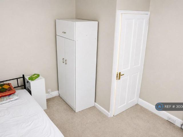 House for rent in London Borough of Merton, Greater London