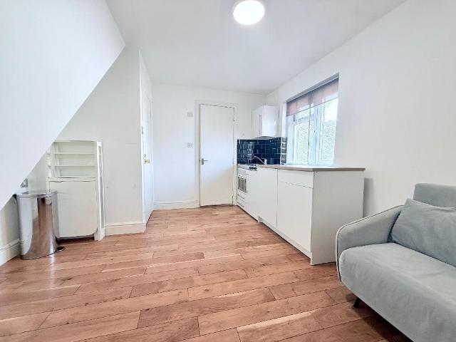 Apartment for rent in London Borough of Hammersmith and Fulham, Greater London