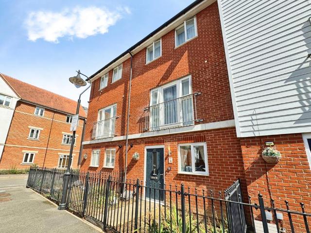 House for rent in Barracks, The Bridge