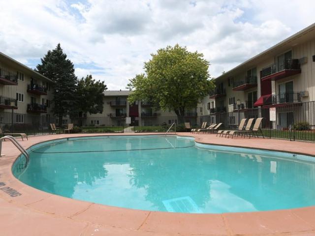 Apartment for rent in Willow Park, Saint Louis Park