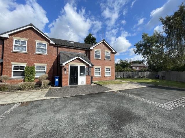 House for rent in Woodsmoor, Hazel Grove