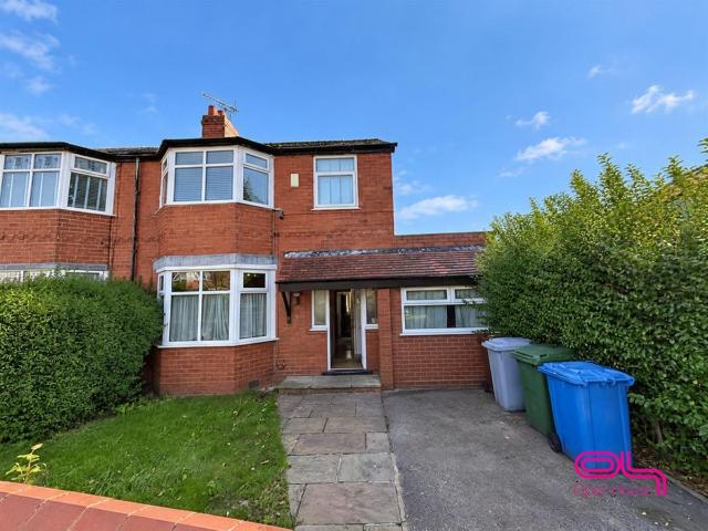 House for rent in Gorse Hill, Trafford Park