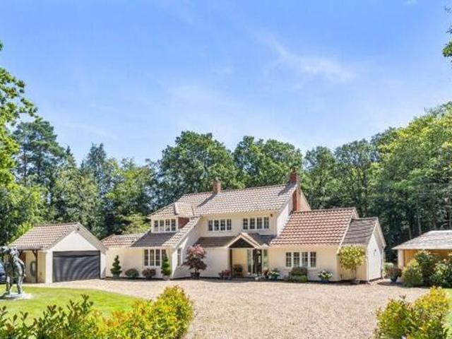 House for sale in Windlesham, Surrey Heath