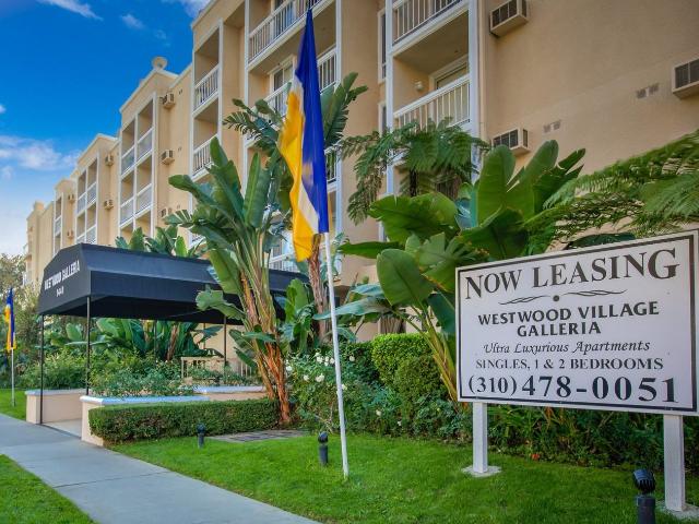 Apartment for rent in Canoga Park, California