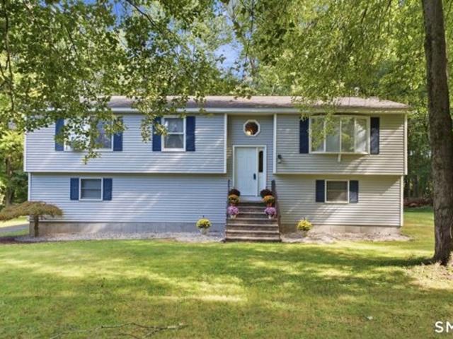 House for sale in Hampton Run, Manchester
