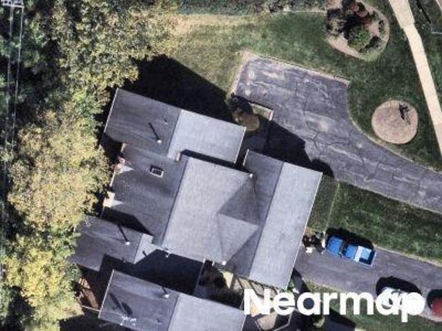 House for sale in Wauconda, Lake County