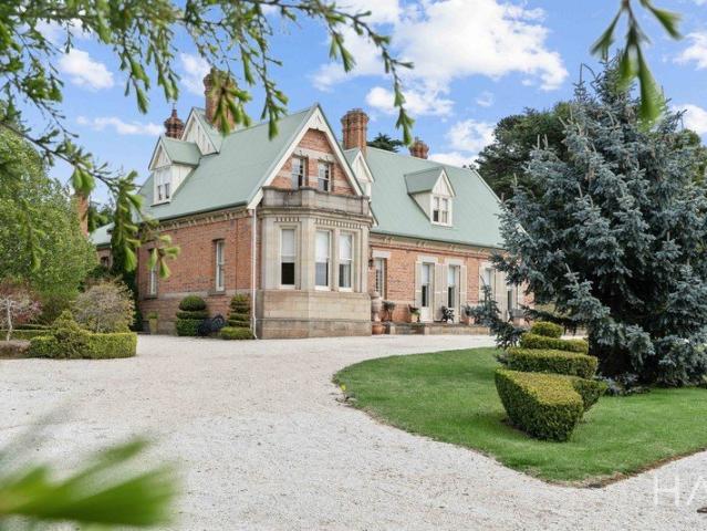 House for sale in Ross, Tasmania