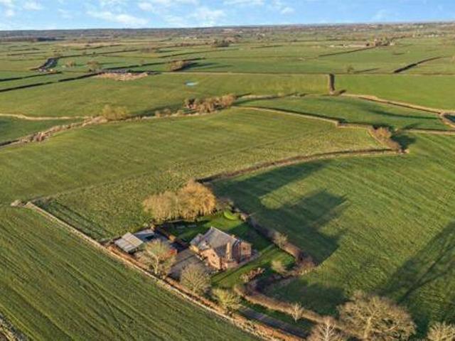 House for sale in Winsford, Cheshire