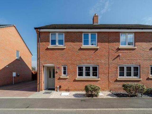 House for sale in Slough