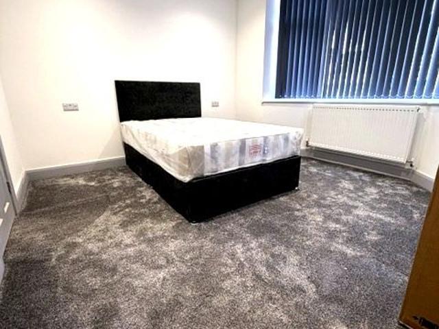 Studio for rent in Slough