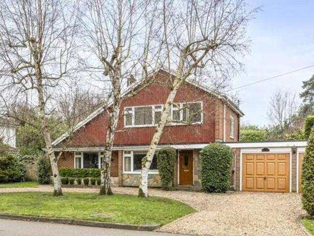 House for sale in Weybridge, Elmbridge