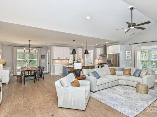 House for sale in Arden