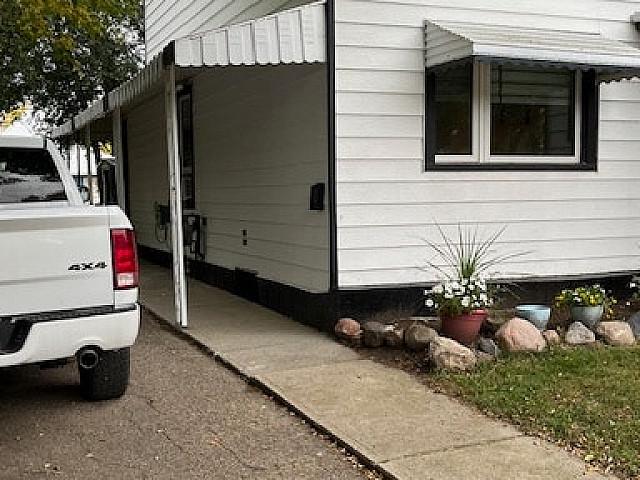 Duplex for rent in Weyburn, Saskatchewan