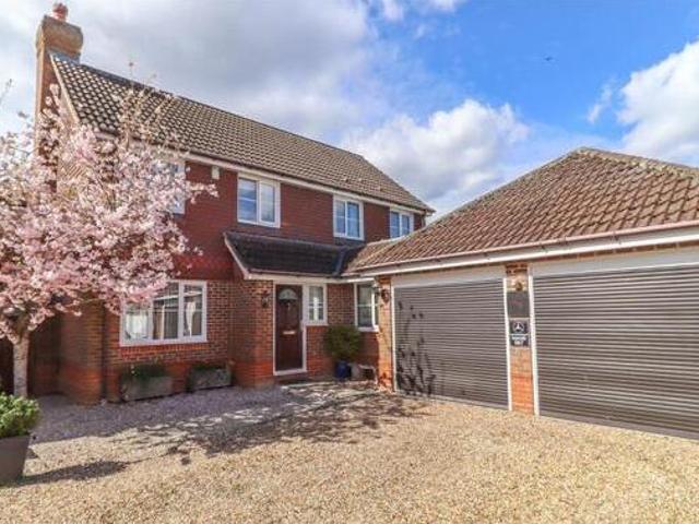 House for sale in Barton Stacey, Hampshire