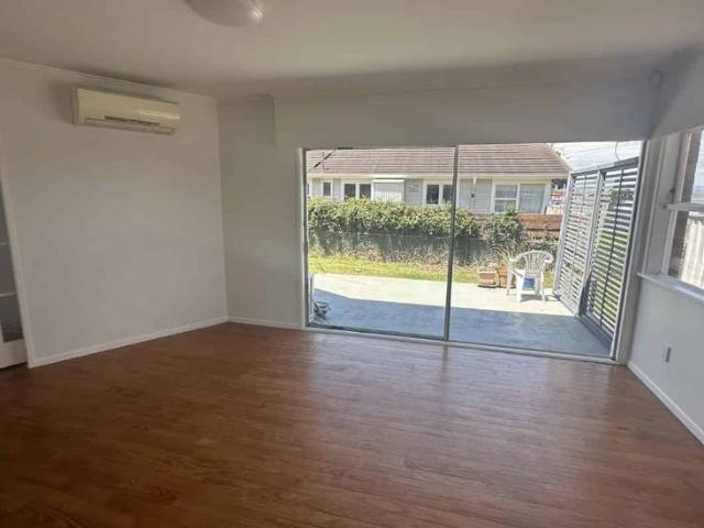 House for rent in Manurewa, Oroua County