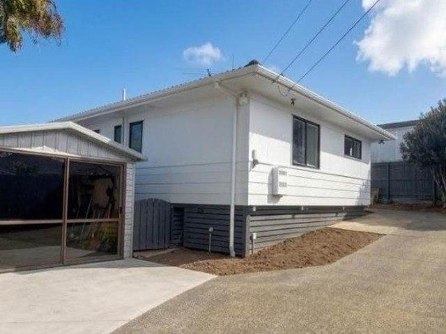 House for rent in Wattle Downs, Manurewa