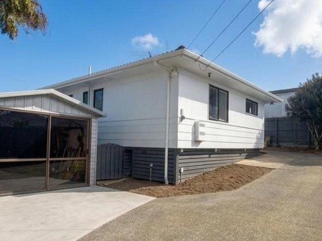 House for rent in Manurewa, Oroua County