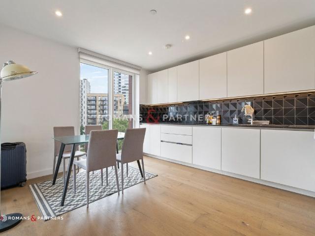 Apartment for rent in Browning Estate, Greater London