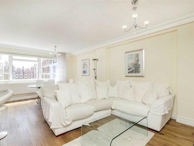 Apartment for rent in East Marylebone, Cat Hill